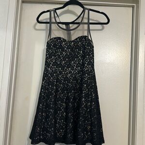 Reynah A-line lace dress